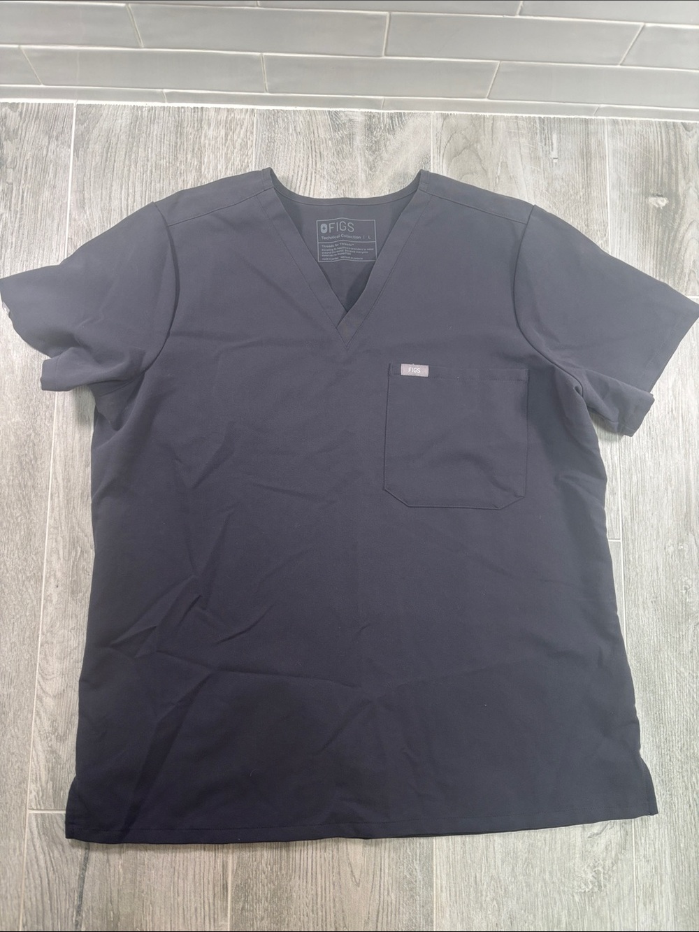 FIGS Womens Charcoal Graphite Catarina V-Neck Scrub Top Medical Workwear